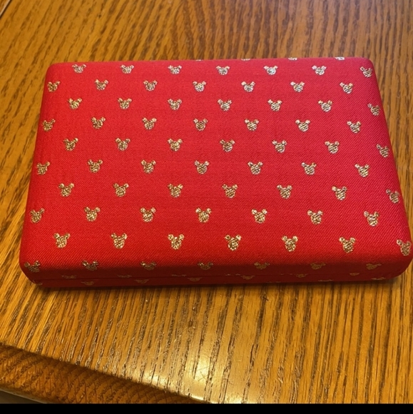 Disney Store Limited Edition Snow White n the Seven Dwarfs Pin Set - Picture 5 of 6